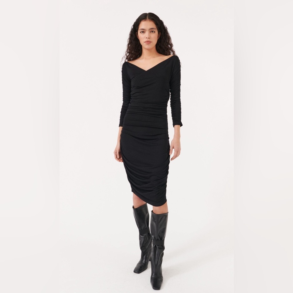 Baum Und Pferdgarten Dress